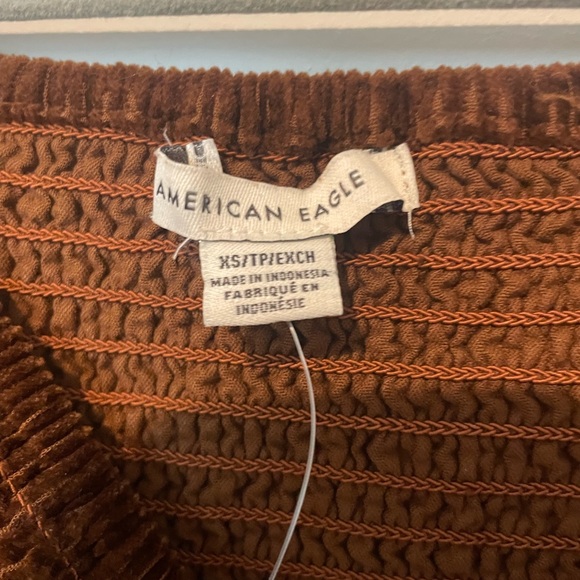 NWT American Eagle Corduroy Crop Top - Picture 3 of 3